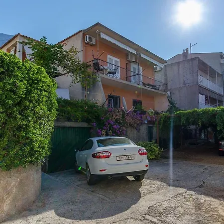 Katica Apartment Makarska
